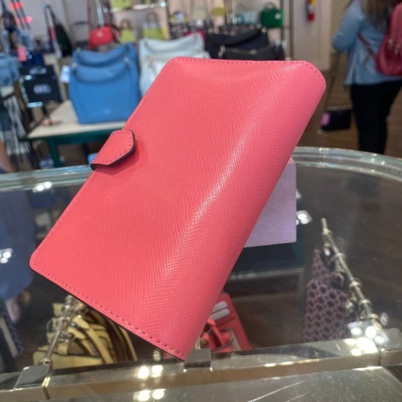 Staci Medium Compact Bifold Wallet Garden Pink - Picture 5 of 11